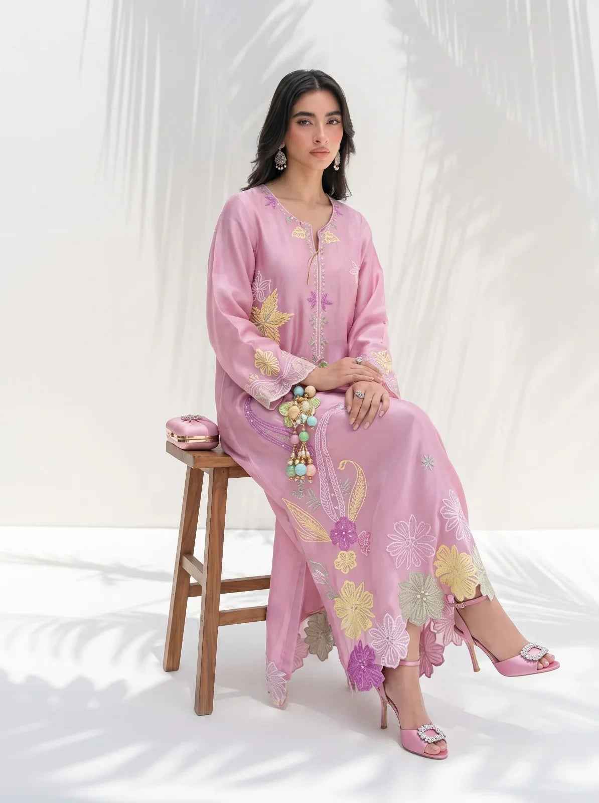 LAAM 2 Pc Emb Silk