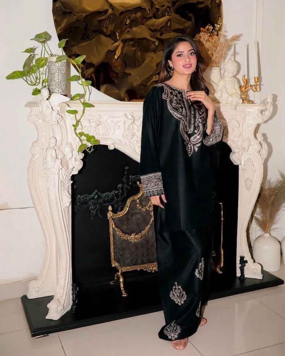 URGE 2 Pc Emb Silk