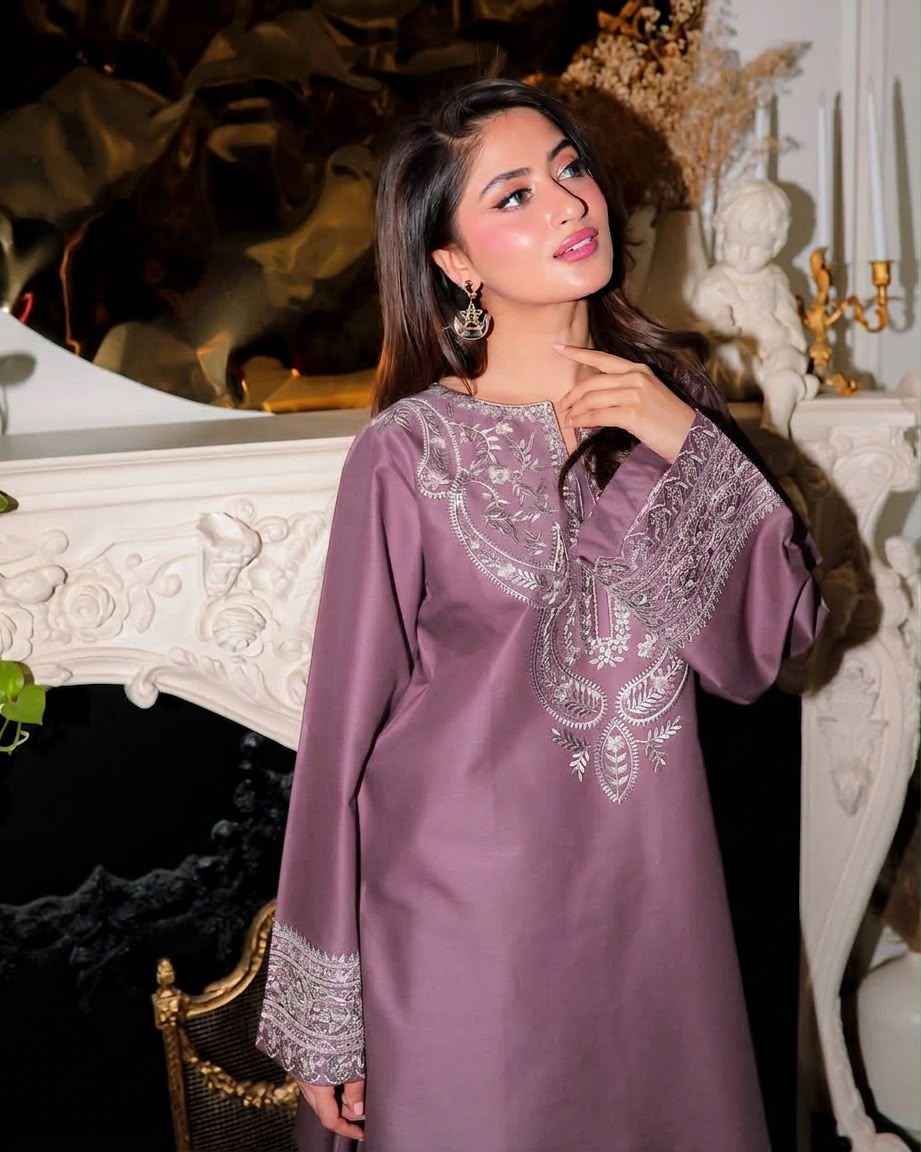 URGE 2 Pc Emb Silk